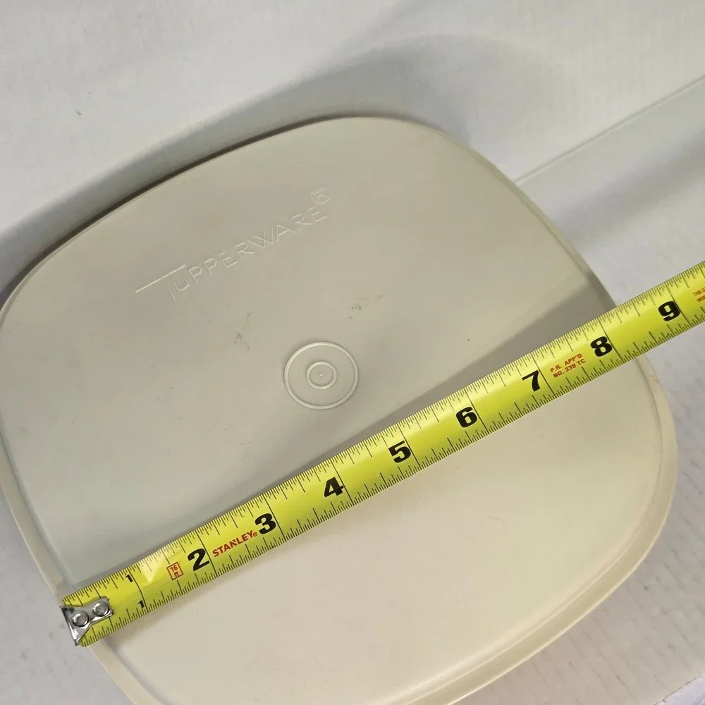 Tupperware vintage square